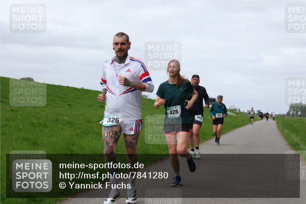 04.05.2025 - 8. Wedeler Halbmarathon Yannick Fuchs http://msf.ph/oto/7841280 04.05.2025 11:49:01 Laufen 326, 1312, 428, 997, 725 meine-sportfotos.de