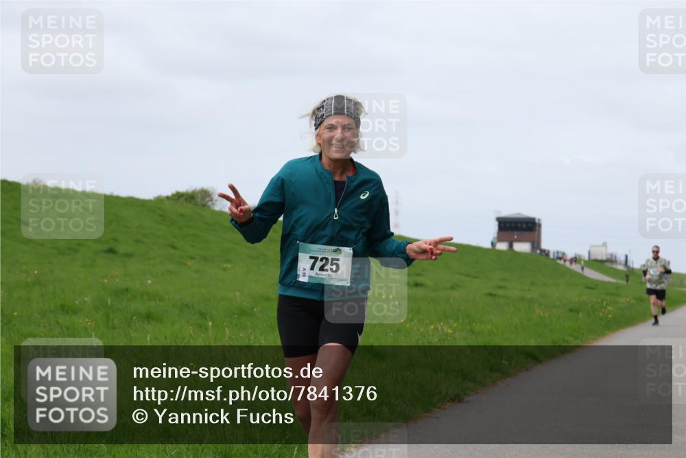 04.05.2025 - 8. Wedeler Halbmarathon Yannick Fuchs http://msf.ph/oto/7841376 04.05.2025 11:49:05 Laufen 725 meine-sportfotos.de
