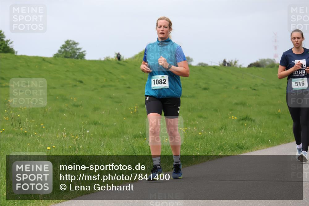 04.05.2025 - 8. Wedeler Halbmarathon Lena Gebhardt http://msf.ph/oto/7841400 04.05.2025 11:55:23 Laufen 1082, 10, 515 meine-sportfotos.de
