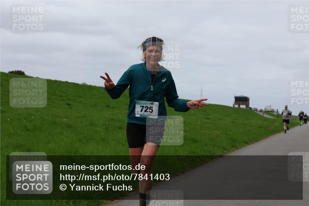 04.05.2025 - 8. Wedeler Halbmarathon Yannick Fuchs http://msf.ph/oto/7841403 04.05.2025 11:49:06 Laufen 725 meine-sportfotos.de