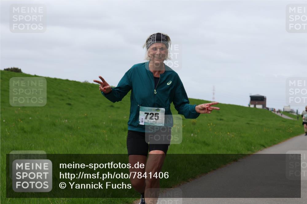 04.05.2025 - 8. Wedeler Halbmarathon Yannick Fuchs http://msf.ph/oto/7841406 04.05.2025 11:49:06 Laufen 725, 56 meine-sportfotos.de