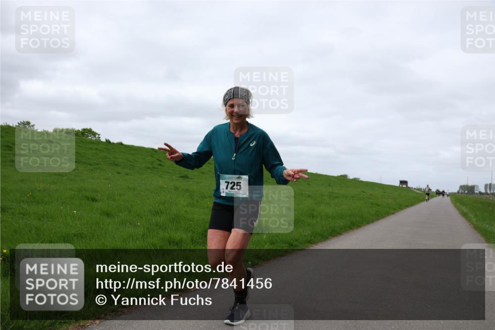 04.05.2025 - 8. Wedeler Halbmarathon Yannick Fuchs http://msf.ph/oto/7841456 04.05.2025 11:49:07 Laufen 725 meine-sportfotos.de