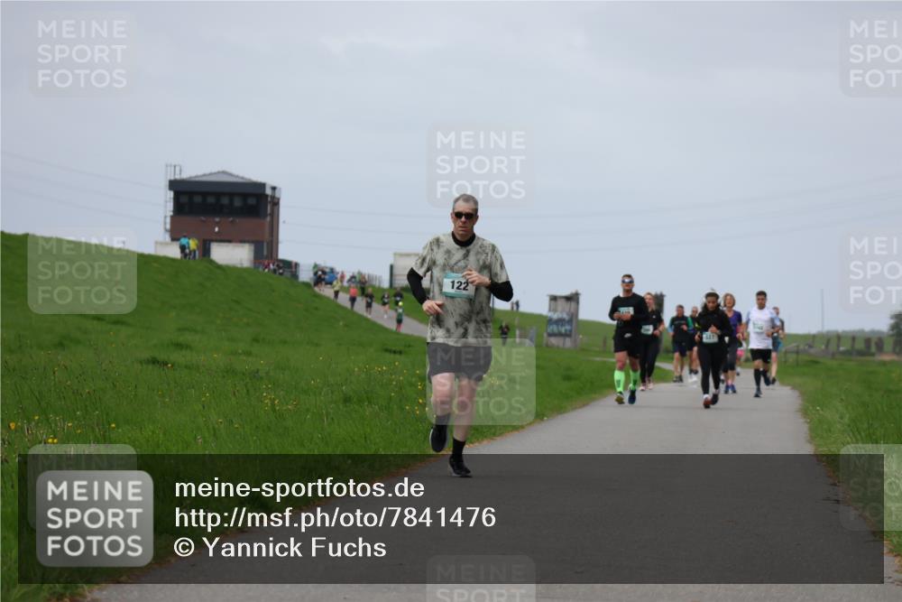 04.05.2025 - 8. Wedeler Halbmarathon Yannick Fuchs http://msf.ph/oto/7841476 04.05.2025 11:49:11 Laufen 122 meine-sportfotos.de