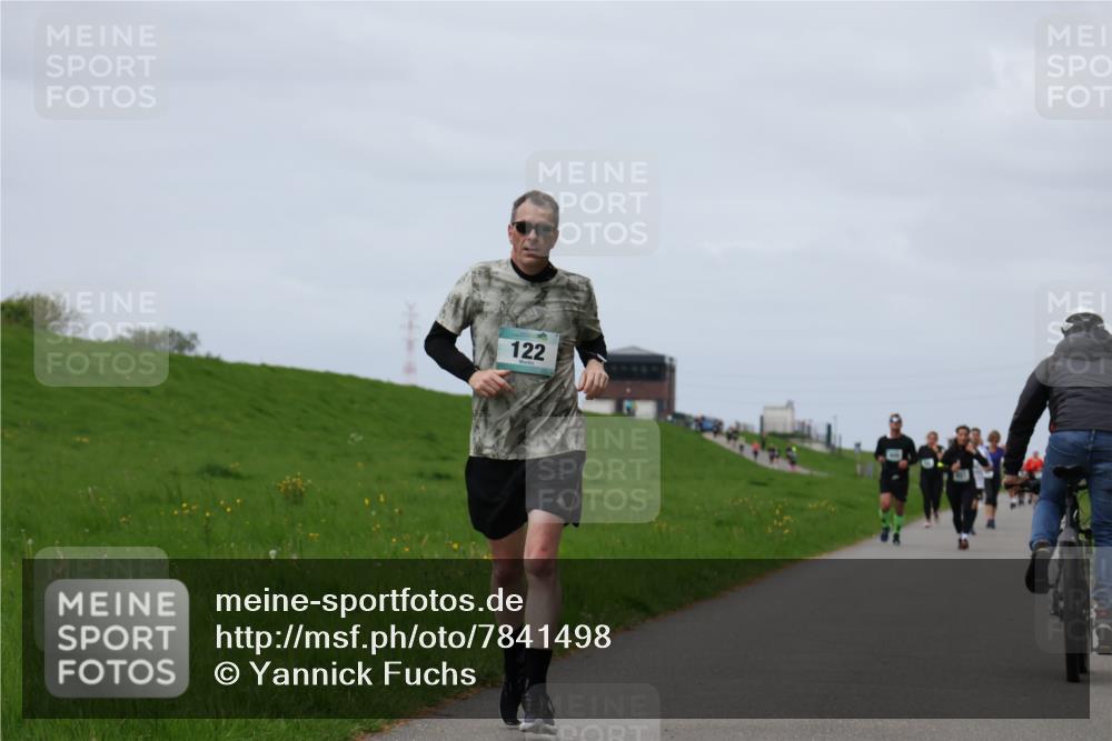 04.05.2025 - 8. Wedeler Halbmarathon Yannick Fuchs http://msf.ph/oto/7841498 04.05.2025 11:49:19 Laufen 122 meine-sportfotos.de