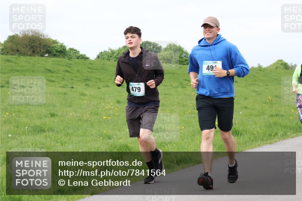 04.05.2025 - 8. Wedeler Halbmarathon Lena Gebhardt http://msf.ph/oto/7841564 04.05.2025 11:57:14 Laufen 479, 49 meine-sportfotos.de