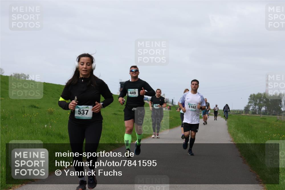 04.05.2025 - 8. Wedeler Halbmarathon Yannick Fuchs http://msf.ph/oto/7841595 04.05.2025 11:49:34 Laufen 537, 449, 396, 1162 meine-sportfotos.de