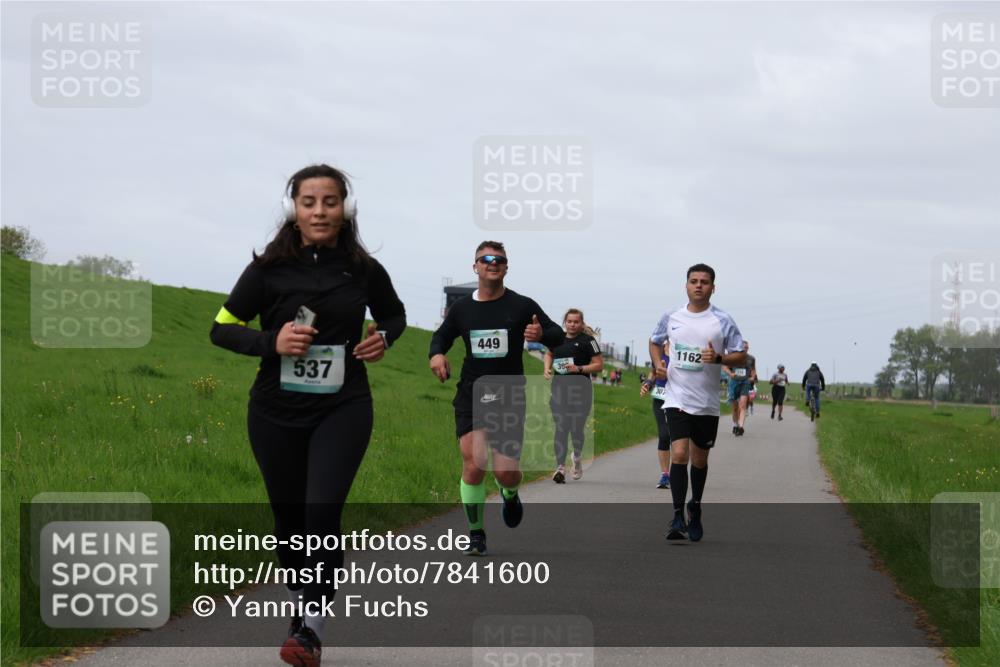 04.05.2025 - 8. Wedeler Halbmarathon Yannick Fuchs http://msf.ph/oto/7841600 04.05.2025 11:49:35 Laufen 537, 449, 30, 1162 meine-sportfotos.de