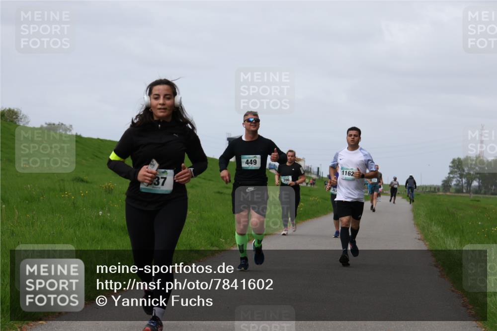 04.05.2025 - 8. Wedeler Halbmarathon Yannick Fuchs http://msf.ph/oto/7841602 04.05.2025 11:49:35 Laufen 37, 449, 396, 307, 1162 meine-sportfotos.de