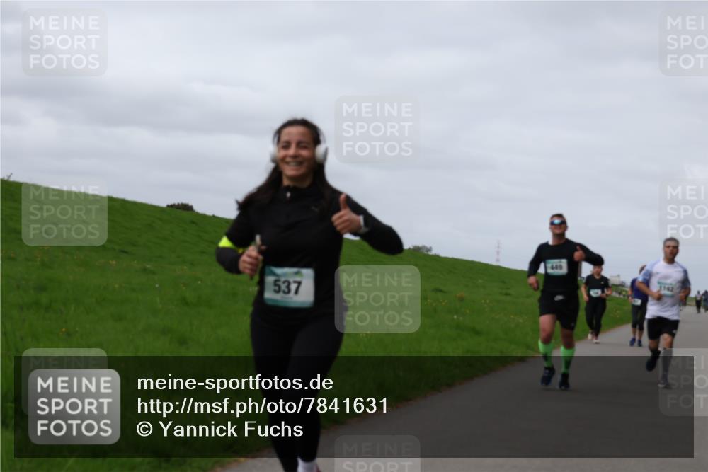 04.05.2025 - 8. Wedeler Halbmarathon Yannick Fuchs http://msf.ph/oto/7841631 04.05.2025 11:49:36 Laufen 537, 449, 1162 meine-sportfotos.de