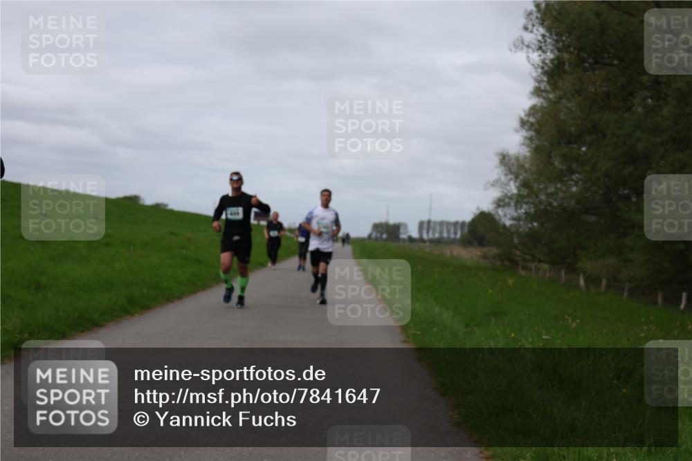 04.05.2025 - 8. Wedeler Halbmarathon Yannick Fuchs http://msf.ph/oto/7841647 04.05.2025 11:49:37 Laufen  meine-sportfotos.de