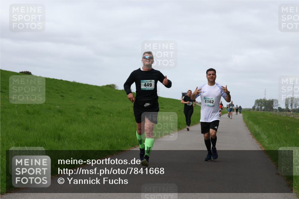 04.05.2025 - 8. Wedeler Halbmarathon Yannick Fuchs http://msf.ph/oto/7841668 04.05.2025 11:49:38 Laufen 449, 1162 meine-sportfotos.de