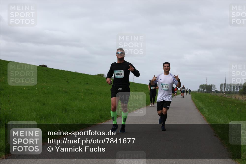 04.05.2025 - 8. Wedeler Halbmarathon Yannick Fuchs http://msf.ph/oto/7841677 04.05.2025 11:49:39 Laufen 449, 1162 meine-sportfotos.de