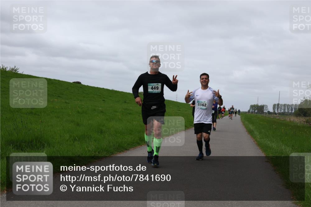 04.05.2025 - 8. Wedeler Halbmarathon Yannick Fuchs http://msf.ph/oto/7841690 04.05.2025 11:49:39 Laufen 449, 1162 meine-sportfotos.de