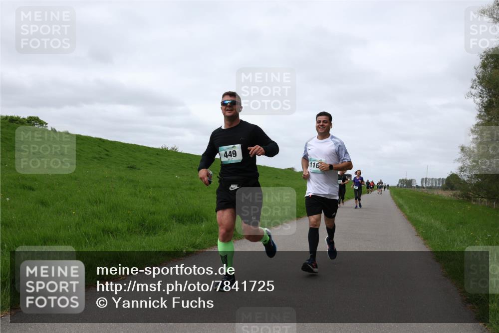 04.05.2025 - 8. Wedeler Halbmarathon Yannick Fuchs http://msf.ph/oto/7841725 04.05.2025 11:49:40 Laufen 449, 116 meine-sportfotos.de