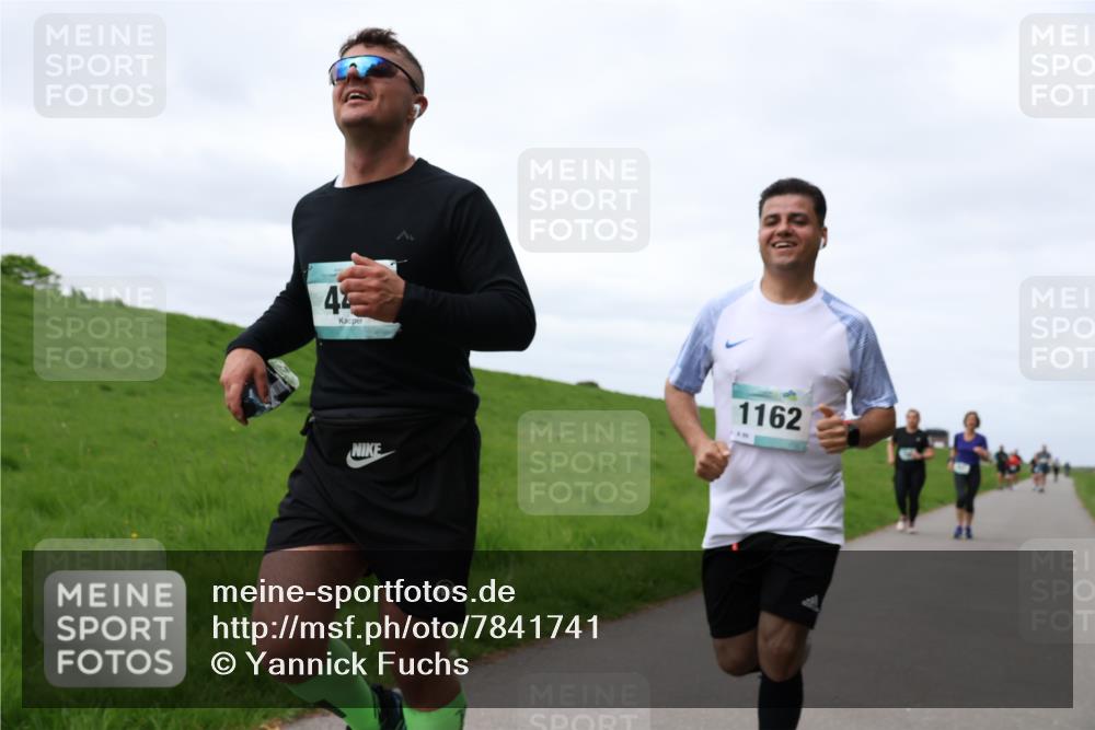 04.05.2025 - 8. Wedeler Halbmarathon Yannick Fuchs http://msf.ph/oto/7841741 04.05.2025 11:49:41 Laufen 42, 1162 meine-sportfotos.de