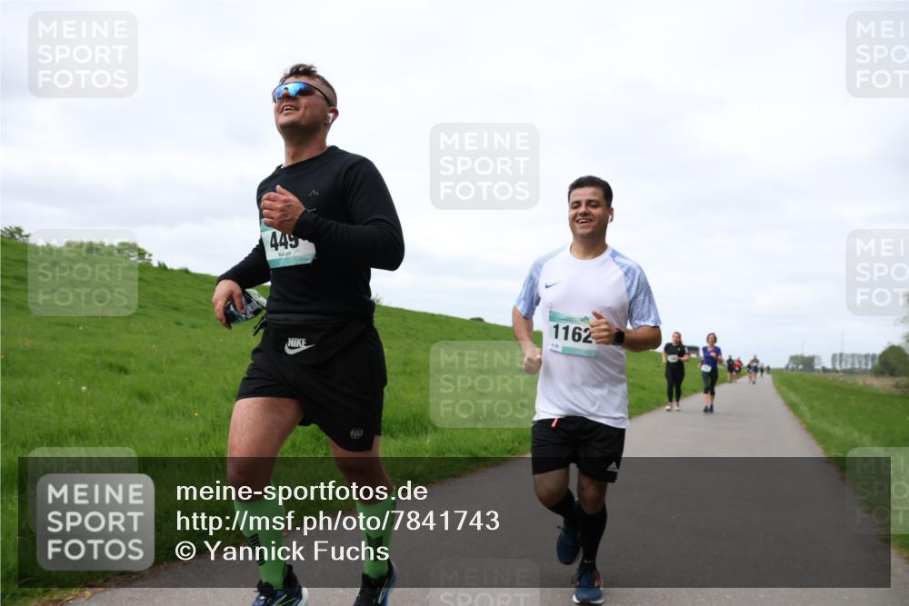 04.05.2025 - 8. Wedeler Halbmarathon Yannick Fuchs http://msf.ph/oto/7841743 04.05.2025 11:49:41 Laufen 449, 1162 meine-sportfotos.de