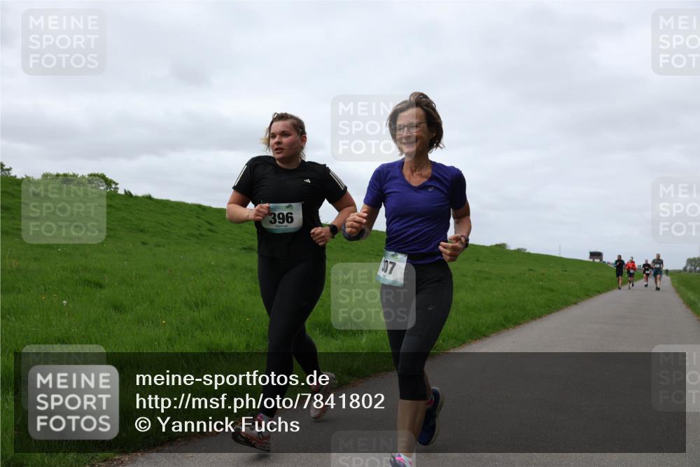 04.05.2025 - 8. Wedeler Halbmarathon Yannick Fuchs http://msf.ph/oto/7841802 04.05.2025 11:49:45 Laufen 396, 07 meine-sportfotos.de
