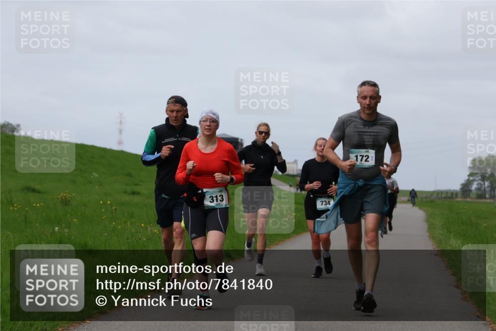 04.05.2025 - 8. Wedeler Halbmarathon Yannick Fuchs http://msf.ph/oto/7841840 04.05.2025 11:49:52 Laufen 313, 734, 172 meine-sportfotos.de