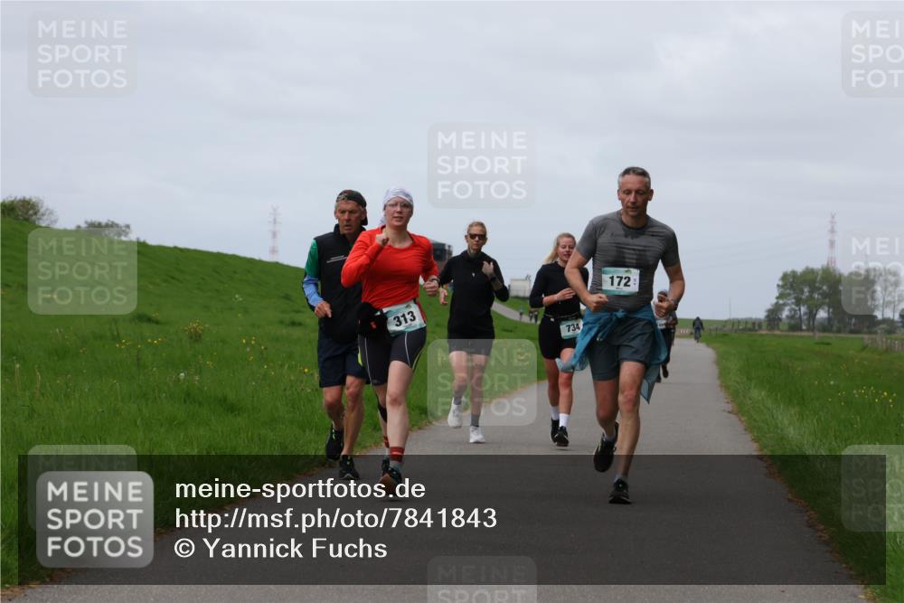 04.05.2025 - 8. Wedeler Halbmarathon Yannick Fuchs http://msf.ph/oto/7841843 04.05.2025 11:49:52 Laufen 313, 734, 172 meine-sportfotos.de