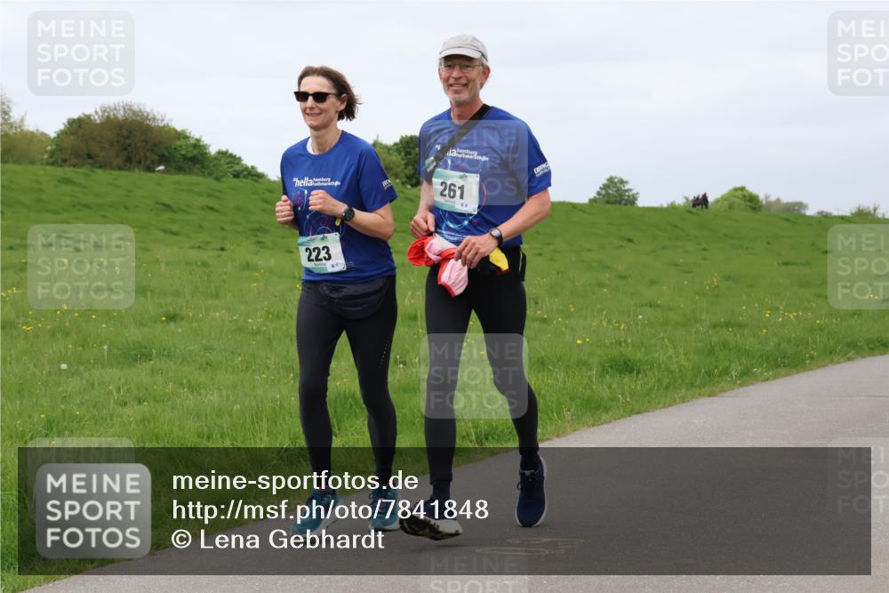 04.05.2025 - 8. Wedeler Halbmarathon Lena Gebhardt http://msf.ph/oto/7841848 04.05.2025 11:59:46 Laufen 223, 7, 261, 6 meine-sportfotos.de