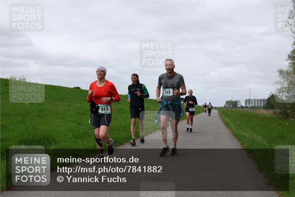 04.05.2025 - 8. Wedeler Halbmarathon Yannick Fuchs http://msf.ph/oto/7841882 04.05.2025 11:49:55 Laufen 313, 172, 734 meine-sportfotos.de