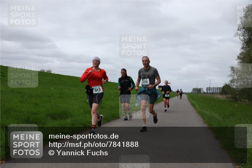 04.05.2025 - 8. Wedeler Halbmarathon Yannick Fuchs http://msf.ph/oto/7841888 04.05.2025 11:49:56 Laufen 313, 172, 734 meine-sportfotos.de