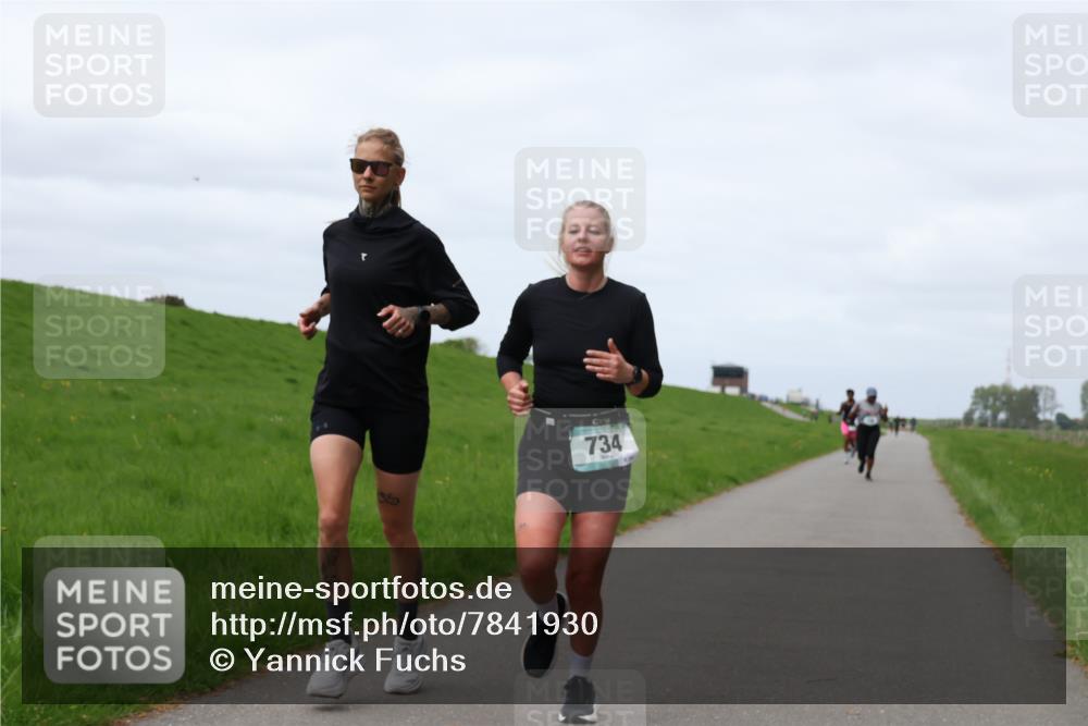 04.05.2025 - 8. Wedeler Halbmarathon Yannick Fuchs http://msf.ph/oto/7841930 04.05.2025 11:49:58 Laufen 734 meine-sportfotos.de