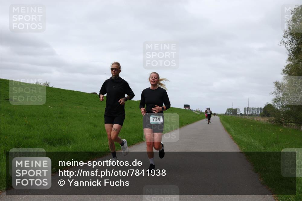 04.05.2025 - 8. Wedeler Halbmarathon Yannick Fuchs http://msf.ph/oto/7841938 04.05.2025 11:49:58 Laufen 734 meine-sportfotos.de