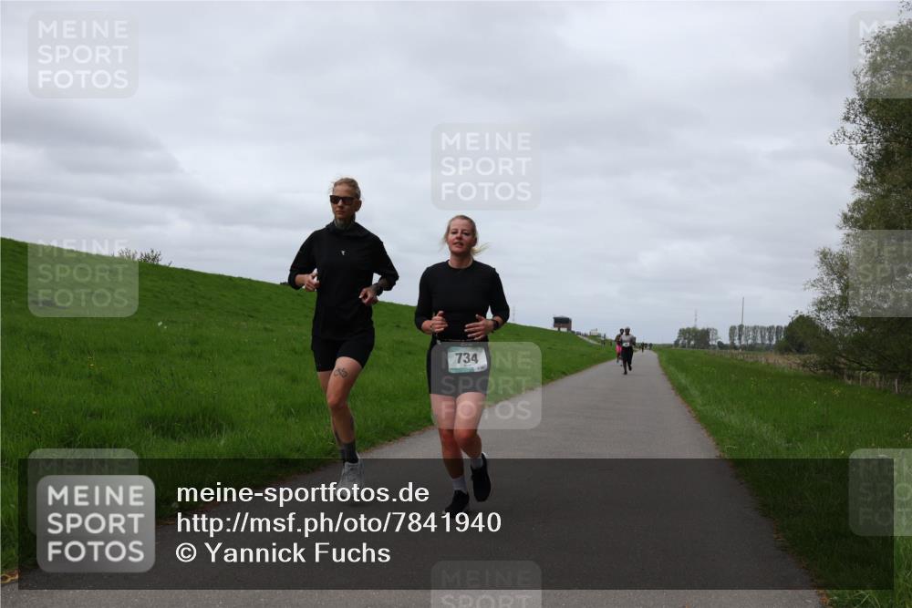 04.05.2025 - 8. Wedeler Halbmarathon Yannick Fuchs http://msf.ph/oto/7841940 04.05.2025 11:49:58 Laufen 734 meine-sportfotos.de