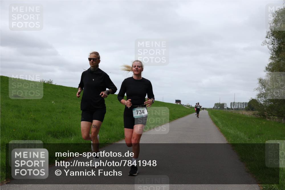 04.05.2025 - 8. Wedeler Halbmarathon Yannick Fuchs http://msf.ph/oto/7841948 04.05.2025 11:49:59 Laufen 734 meine-sportfotos.de