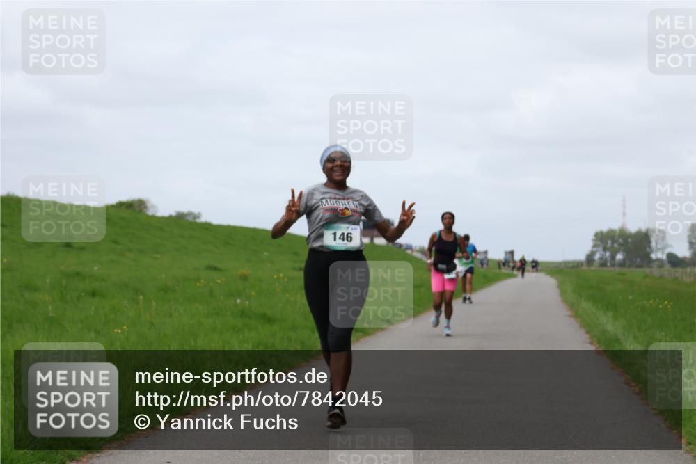 04.05.2025 - 8. Wedeler Halbmarathon Yannick Fuchs http://msf.ph/oto/7842045 04.05.2025 11:50:05 Laufen 146 meine-sportfotos.de