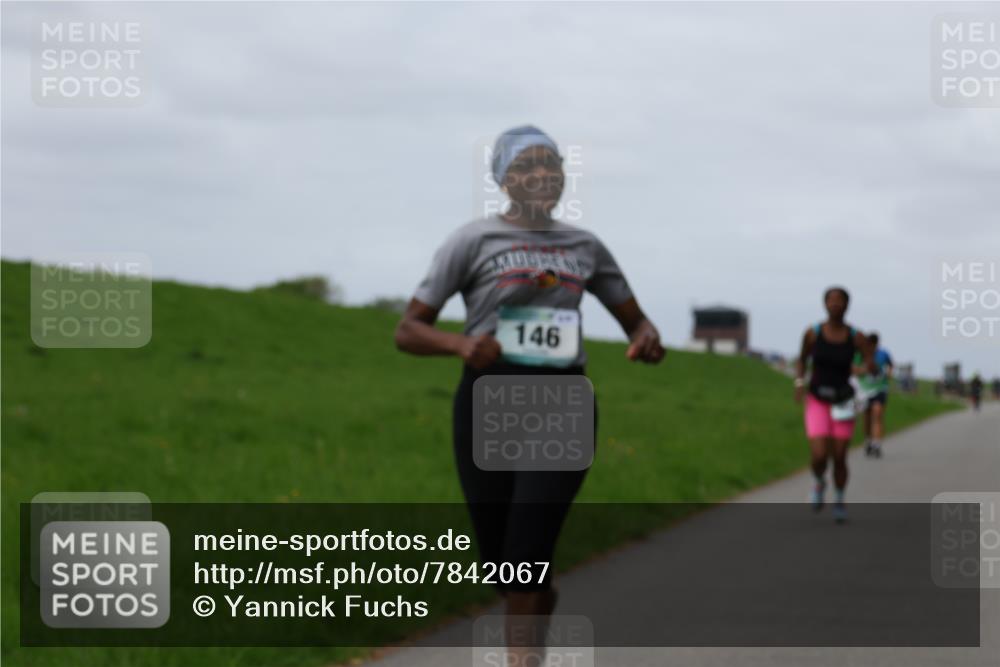 04.05.2025 - 8. Wedeler Halbmarathon Yannick Fuchs http://msf.ph/oto/7842067 04.05.2025 11:50:06 Laufen 146 meine-sportfotos.de