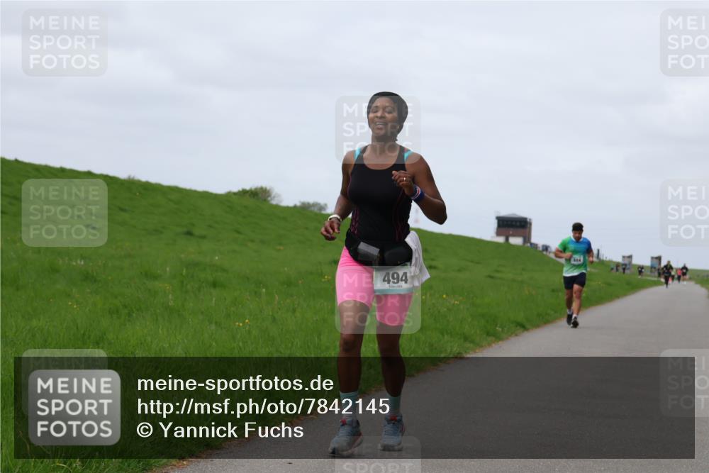 04.05.2025 - 8. Wedeler Halbmarathon Yannick Fuchs http://msf.ph/oto/7842145 04.05.2025 11:50:11 Laufen 494 meine-sportfotos.de
