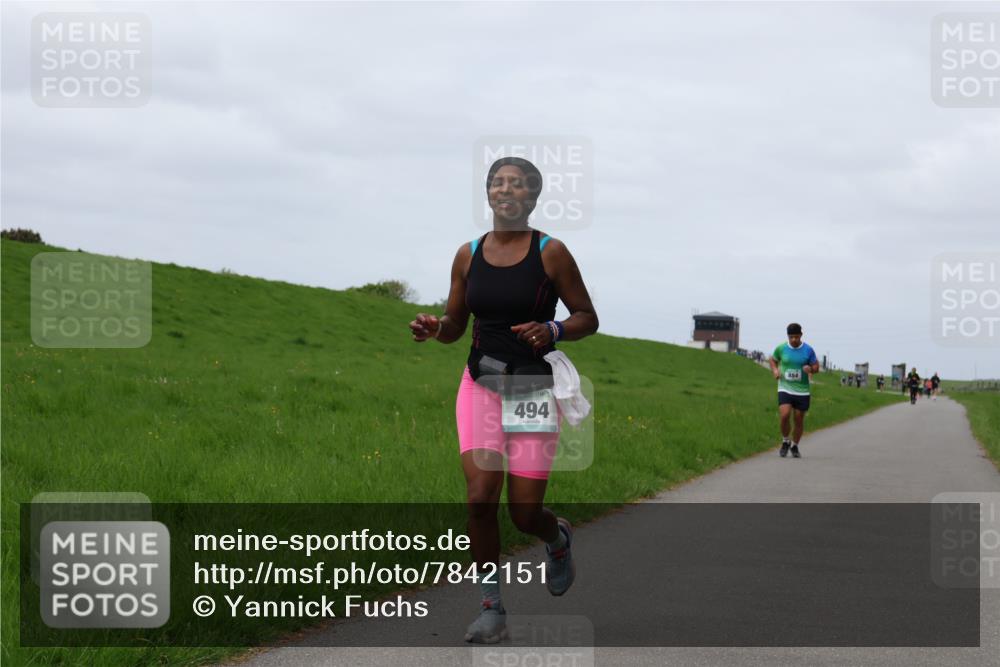 04.05.2025 - 8. Wedeler Halbmarathon Yannick Fuchs http://msf.ph/oto/7842151 04.05.2025 11:50:11 Laufen 494 meine-sportfotos.de