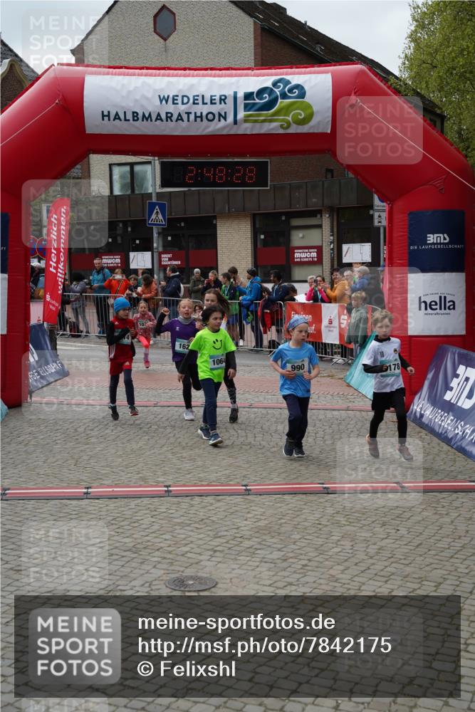 04.05.2025 - 8. Wedeler Halbmarathon Felixshl http://msf.ph/oto/7842175 04.05.2025 12:48:26 Ziel 162, 257, 614, 990, 1064, 1079, 1178 meine-sportfotos.de
