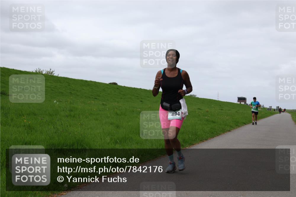 04.05.2025 - 8. Wedeler Halbmarathon Yannick Fuchs http://msf.ph/oto/7842176 04.05.2025 11:50:12 Laufen 494 meine-sportfotos.de