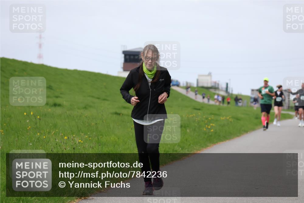 04.05.2025 - 8. Wedeler Halbmarathon Yannick Fuchs http://msf.ph/oto/7842236 04.05.2025 11:50:40 Laufen  meine-sportfotos.de