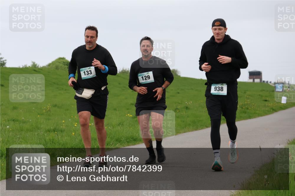 04.05.2025 - 8. Wedeler Halbmarathon Lena Gebhardt http://msf.ph/oto/7842399 04.05.2025 12:12:03 Laufen 133, 129, 938 meine-sportfotos.de