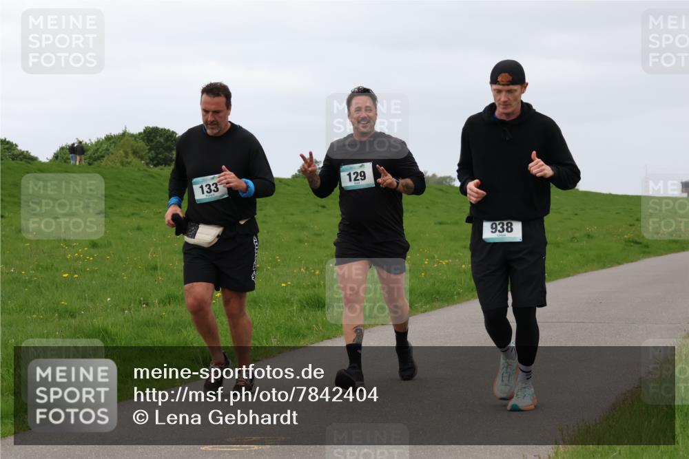 04.05.2025 - 8. Wedeler Halbmarathon Lena Gebhardt http://msf.ph/oto/7842404 04.05.2025 12:12:06 Laufen 133, 129, 938 meine-sportfotos.de