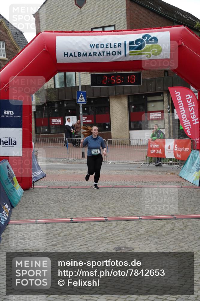 04.05.2025 - 8. Wedeler Halbmarathon Felixshl http://msf.ph/oto/7842653 04.05.2025 12:56:16 Ziel 134 meine-sportfotos.de