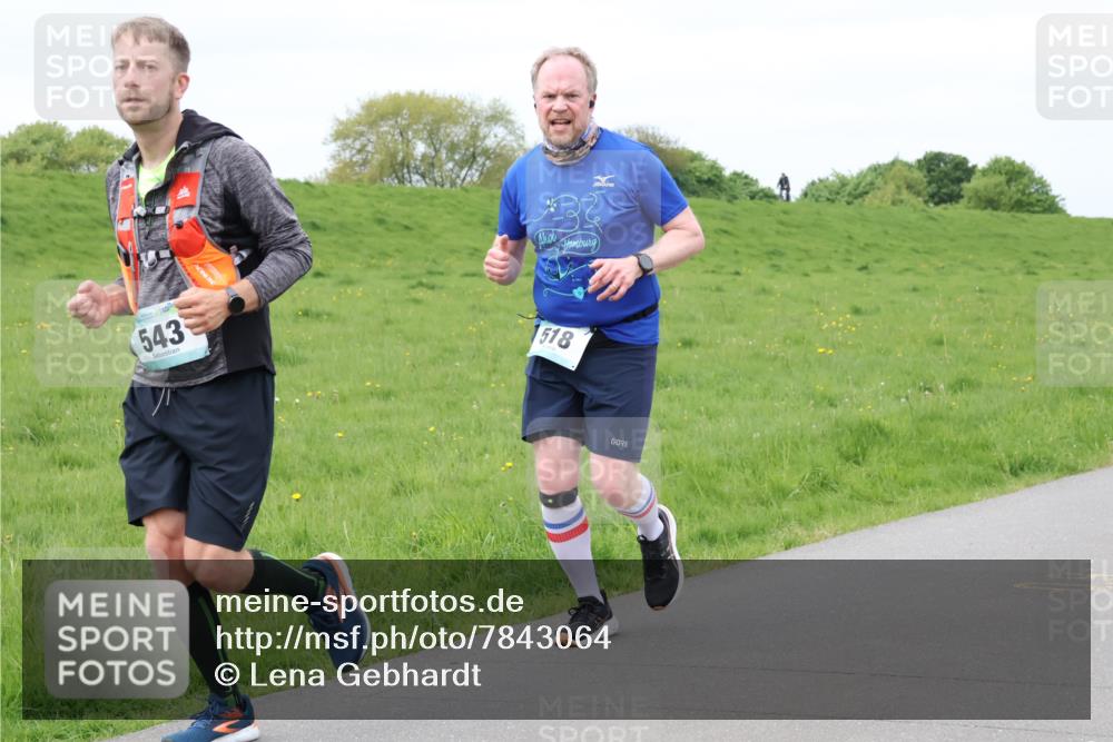 04.05.2025 - 8. Wedeler Halbmarathon Lena Gebhardt http://msf.ph/oto/7843064 04.05.2025 11:50:00 Laufen  meine-sportfotos.de