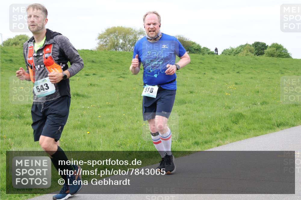 04.05.2025 - 8. Wedeler Halbmarathon Lena Gebhardt http://msf.ph/oto/7843065 04.05.2025 11:50:00 Laufen  meine-sportfotos.de