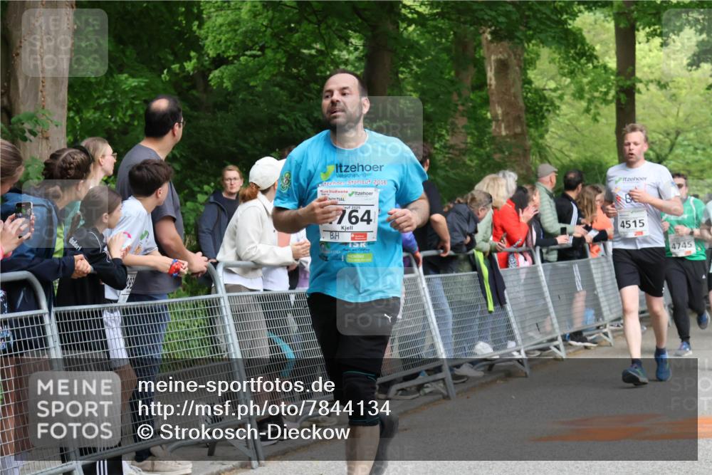 17.05.2025 - Störlauf Strokosch-Dieckow http://msf.ph/oto/7844134 17.05.2025 19:00:29 Ziel 2018, 2025, 764, 4515, 4745 meine-sportfotos.de