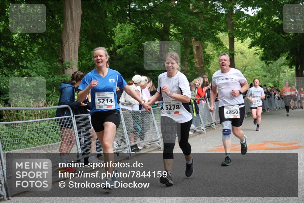 17.05.2025 - Störlauf Strokosch-Dieckow http://msf.ph/oto/7844159 17.05.2025 19:00:39 Ziel 5214, 5278, 4650, 4283, 4629 meine-sportfotos.de