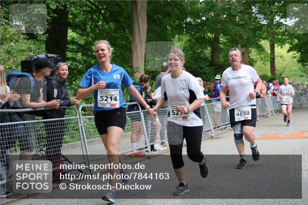 17.05.2025 - Störlauf Strokosch-Dieckow http://msf.ph/oto/7844163 17.05.2025 19:00:40 Ziel 5214, 52, 4650, 4283 meine-sportfotos.de