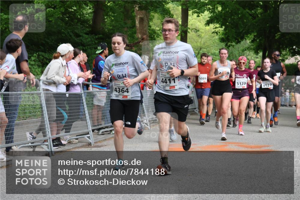 17.05.2025 - Störlauf Strokosch-Dieckow http://msf.ph/oto/7844188 17.05.2025 19:00:53 Ziel 4364, 4411, 4, 5089, 5123, 4527, 43 meine-sportfotos.de