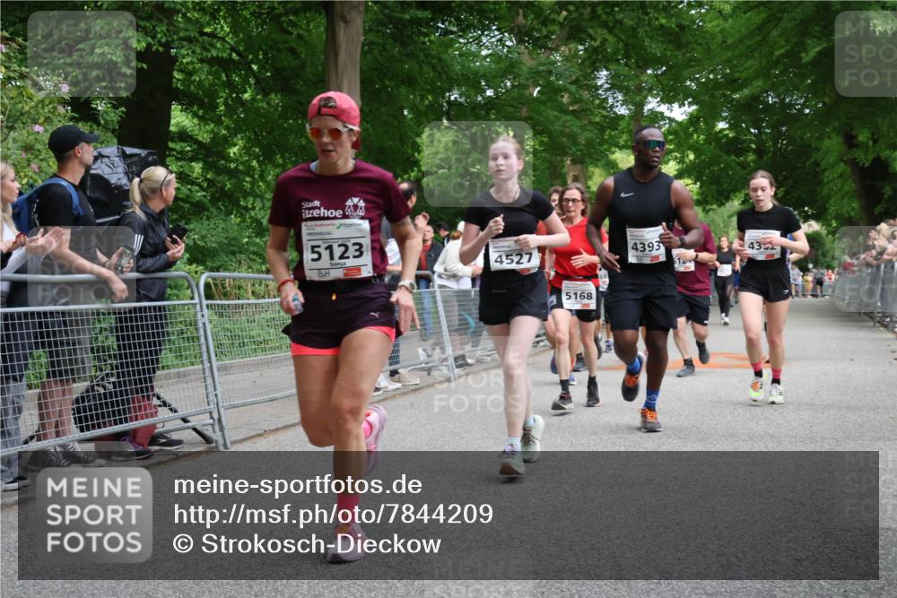 17.05.2025 - Störlauf Strokosch-Dieckow http://msf.ph/oto/7844209 17.05.2025 19:00:57 Ziel 5123, 4527, 5168, 68, 4393, 4352 meine-sportfotos.de