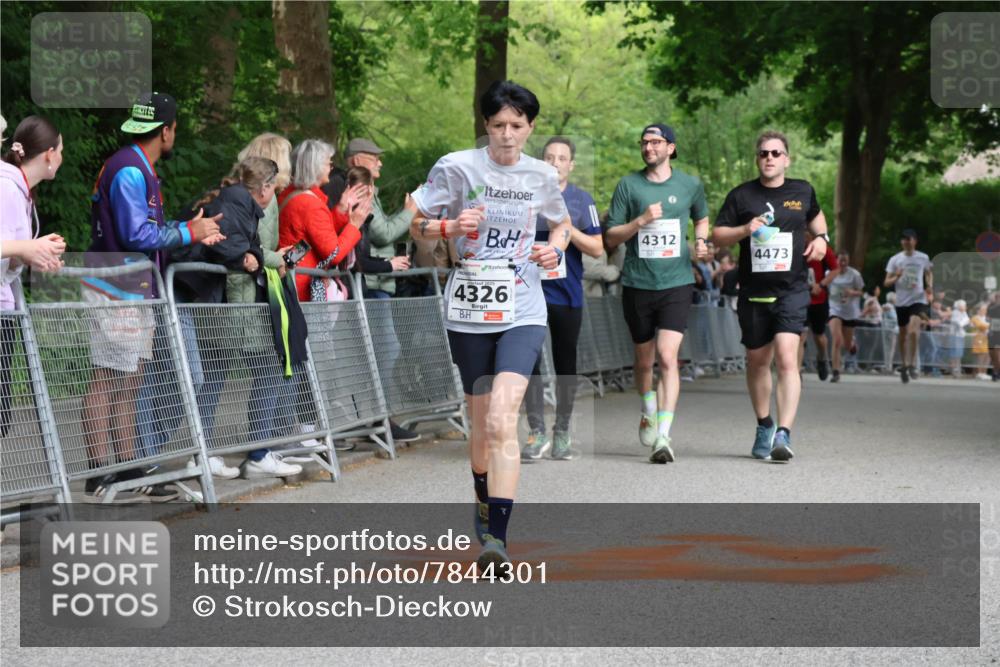 17.05.2025 - Störlauf Strokosch-Dieckow http://msf.ph/oto/7844301 17.05.2025 19:01:35 Ziel 4326, 4312, 4473 meine-sportfotos.de