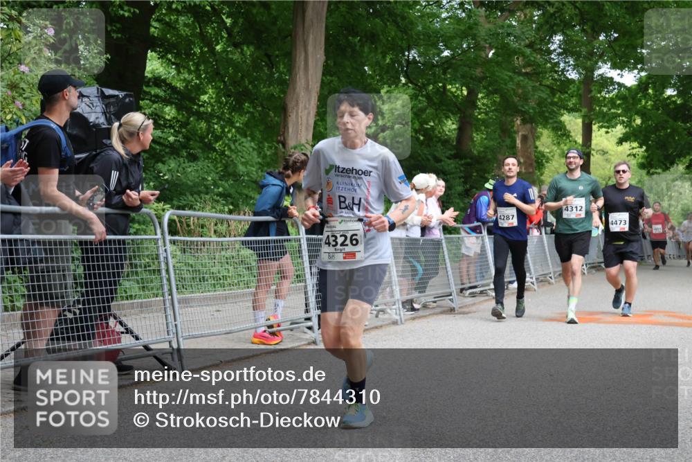 17.05.2025 - Störlauf Strokosch-Dieckow http://msf.ph/oto/7844310 17.05.2025 19:01:39 Ziel 4326, 4287, 4312, 4473 meine-sportfotos.de