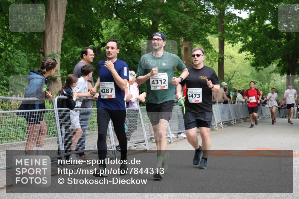 17.05.2025 - Störlauf Strokosch-Dieckow http://msf.ph/oto/7844313 17.05.2025 19:01:40 Ziel 493, 4287, 4312, 4473, 4951, 4654 meine-sportfotos.de